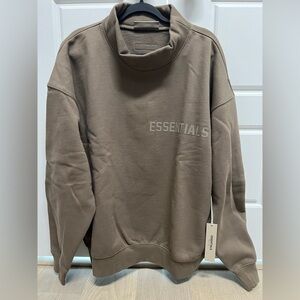 NEW Men’s ESSENTIALS Sweater - Large. With tags and bag